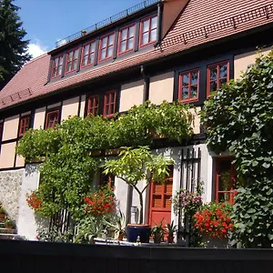  Ferienhaus Winzerhaus Rissweg 15